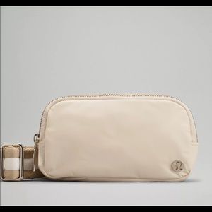 Lululemon every where belt bag